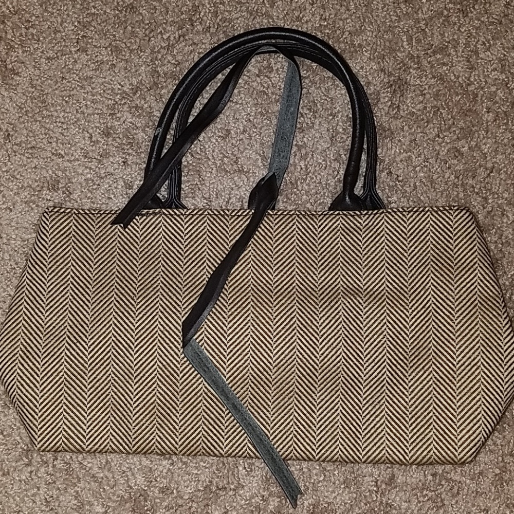 Vintage Chic estee lauder bag